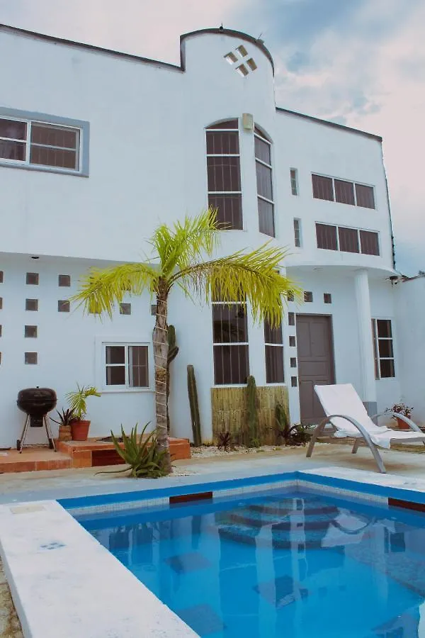 Pensión Rooms in Cancun Alamos